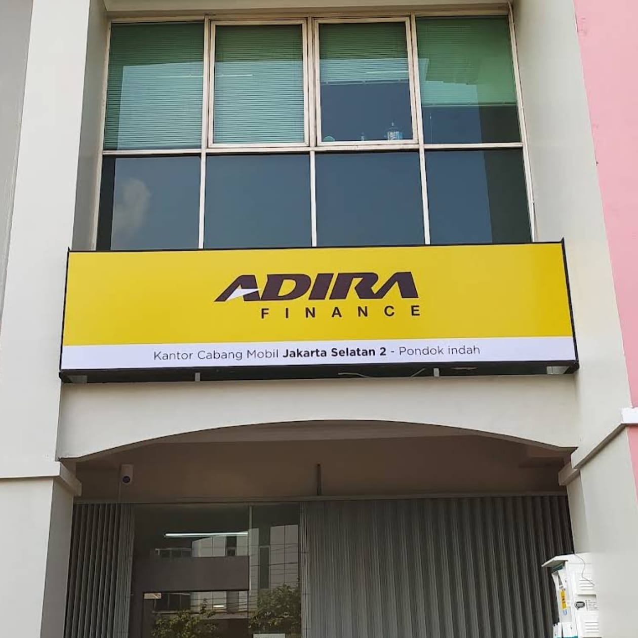 Adira Finance Pondok Indah